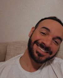 Jacob Daniel Farquhar (@imhereforbritney) · Instagram photos and Reels