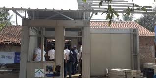 Ide plafon rumah sederhana dari triplek kelebihan dan. Amankah Rumah Instan Buatan Indocement
