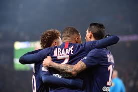 Suivez notre réseau social，nous faisons souvent des activités, il y a de grandes opportunités pour gagner des maillots de foot gratuitement. L Equipe Type De Ligue 1 2019 2020 De France Football 5 Joueurs Du Psg Mais
