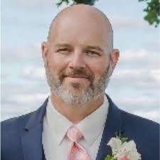 Chris Barks's Instagram, Twitter & Facebook