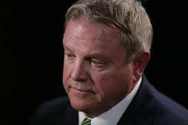 Board members say they got no support in fight for financial disclosure