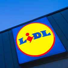 He didn't need much, but he always gave a lot. Lidl Flop Fur Discounter Bekannter Cartoonist Spottet Uber Fischstabchen Werbung Verbraucher