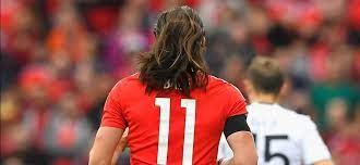 Bale si è raddrizzato i capelli lunghi. Galles Bale Scioglie I Capelli Ed Il Web Impazzisce Sotto La Folta Chioma E Calvo