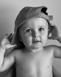 Don't normally post this type of thing but worth celebrating 3 months of  training hard, dropping fat, eating healthy & not drinking. Nothing like  becoming a dad to encourage me to become