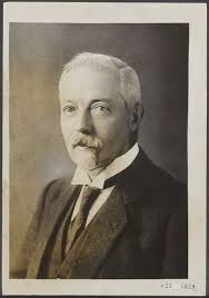 7,065 1927 Image: PICRYL