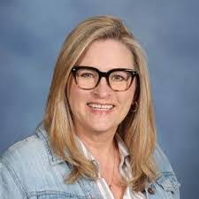 Becky Botts's Instagram, Twitter & Facebook