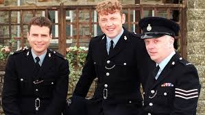 Birds Of A Feather 2020 Itv Cast Pin By Ellinalle On Heartbeat Bbc Heartbeat Tv Show British Tv Comedies In A Heartbeat