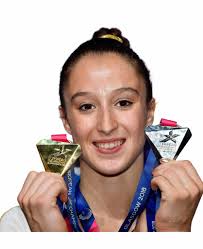 Euros 2018 | nina derwael (bel) scores 14.400 (6.3) on the uneven bars to qualify into the final in second place x. Groots Nina Derwael Pakt Zilver En Goud Op Ek Gymnastiek Beroemdheden Idool