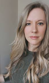 What does the term 'dulator' mean in the context of a romantic relationship?