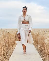 L Amour Jacquemus Official Website In 2020 Fashion Ready To Wear Fashion Show