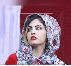 pin by 𝐁𝐀𝐍𝐄𝐄𝐍 on بنات محجبات العراقيه رمزيات fashion hijab