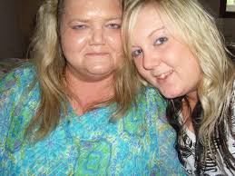 Is Tips and Toes Nail Salon still open?