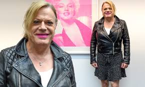 Eddie izzard declares ambition to become labour party politician. Transgender Comedian Eddie Izzard 58 Wears Trademark Pink Lipstick Daily Mail Online