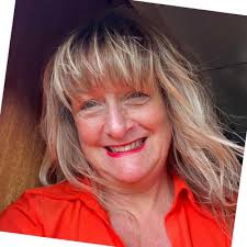 So, it is official, I have passed the Employability Level 4 course and I am  now a qualified Employability Practitioner.