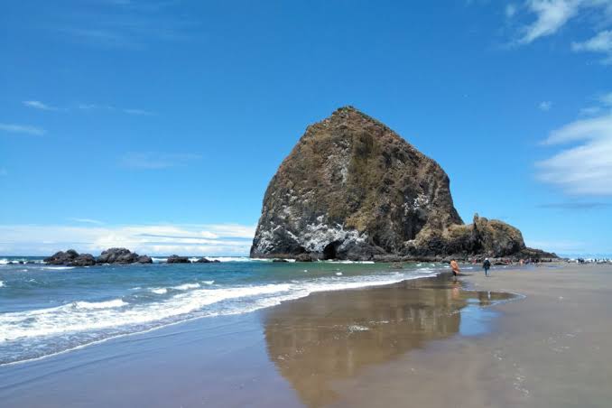 Spend One Perfect Day Exploring Cannon Beach
