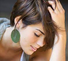 Les meilleures coupes courtes avec des couleurs impeccables qui vous ramènera immédiatement chez votre coiffure. Coupe Courte De Femme Des Conseils Pour Sauter Le Pas