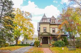 Katonah New York Real Estate Search All Westchester New York Homes Townhouses Condos And Multi Family Ho New York Homes Victorian Homes Multi Family Homes