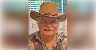 Gary Looney's Instagram, Twitter & Facebook