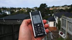 Sony Ericsson V600i Classic Phone ...