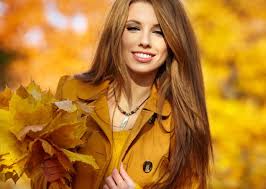 In autunno la caduta dei capelli si intensifica: Rimedi Naturali Contro La Normale Caduta Dei Capelli In Autunno Benessere Alimentazione Sana Prodotti Bio E Rimedi Naturali Soluzionibio It