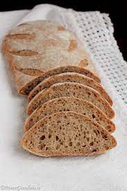 Ho fatto un pane molto semplice, con una sola lievitazione. Pane Con Farina Integrale Petra 9 Pane E Gianduia