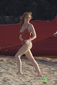 Isla Fisher nude, naked - Pics and Videos - ImperiodeFamosas HD phone wallpaper