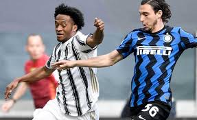 Whilst calvarese was right to send marcelo brozovic off for a cynical foul on cuadrado in the final minutes, his decision to dismiss rodrigo bentancur was also criticised as being harsh. I Telecronisti Inglesi Ridono Per Il Rigore Concesso Da Calvarese A Cuadrado Areanapoli It