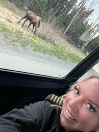 Armando Unzueta's Instagram, Twitter & Facebook