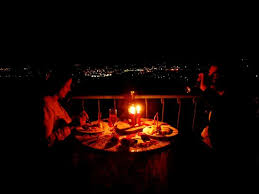 Oggi vi darò qualche consiglio su come organizzare una cena romantica perfetta. Cena Romantica En El Balcon De La Casa Principal Del Alojamiento Picture Of Finca Turistica Santa Clara Calarca Tripadvisor