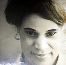 Elizabeth Tharp's Instagram, Twitter & Facebook