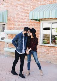What S Your Casual Couple Couple Outfits Matching Couple Outfits Photoshoot Outfits