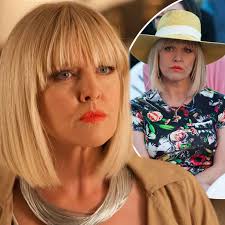 Agatha Raisin returns with another set of murderers in her sights