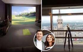 Robert lewandowski scored his first goal of euro 2020 as poland held spain to keep alive their hopes of reaching the knockouts. Intip Rumah Mewah Robert Lewandowski Di Polandia