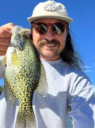 Hairstylist for bleaching and coloring hair?