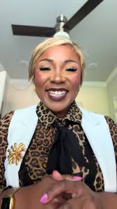 Colorectal PSA!!! Me: ‘Tell me your symptoms.’ Patient: ‘Well… I read  online and I think it’s definitely ___.’ Ma’am/Sir… if Google is your  doctor, let me know so I can step out 😭 Let’s talk symptoms ...