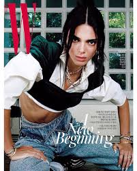 It will set your beach shot or sunset snap. Kendall Jenner Instagram New Cover By Socialcoral Com