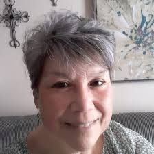 Wendy Lewandowski's Instagram, Twitter & Facebook