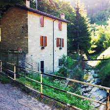 Bagno Di Romagna Places Structures Road