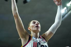 UConns Paige Bueckers has habit of beating Iowas Caitlin Clark | Reuters