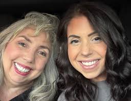 Bobbi Lang Quilt Artist added a...