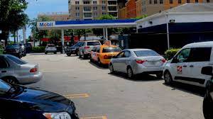 Florida residents are facing fuel shortages as they seek to stock up on supplies or to evacuate we have a lot of fuel in florida, it's just we have limited capacity to bring it from the port to the gas. Florida Gas Stations Face Fuel Shortage Before Hurricane Irma S Arrival Abc News