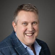 Howard Halliday's Instagram, Twitter & Facebook