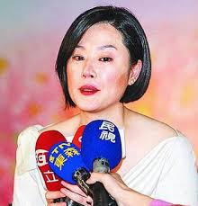 카피툰은 네이버웹툰 다음웹툰 카카오웹툰 레진코믹스 짬툰 투믹스 탑툰 만화책 미리보기 및 다시보기를 제공합니다. ä¾¯å† ç¾¤å¨¶å¤§åœ°ä¸»åƒé‡'æ‹'å€Ÿå¤±ä¸šå‰å¦»6000å…ƒ å›¾ æ‰‹æœºæ–°æµªç½'