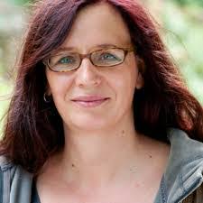 Julia Hake's Instagram, Twitter & Facebook