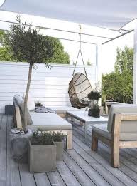 26 Modern Pergola Ideas To Decorate Your Outdoor Modernpergola Pergoladecorate Patiodesign Talkingg Patio Pallet Furniture Outdoor Outdoor Furniture Plans