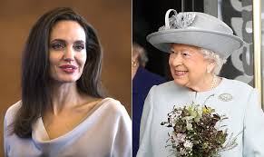 Se anunció que la reina isabel tendrá un periodo de duelo de 8 días tras la muerte del hombre que estuvo a su lado por 73 años. Angelina Jolie Revela La Importante Leccion Que La Reina Isabel Ii Le Ha Ensenado A Sus Hijos Noticias Hola Com