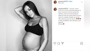 E lo fa su instagram, con un lungo post: Giorgia Palmas Shows The Photo Of The Baby Bump On Instagram And Is Splendid