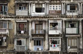 India has recorded more than 28 million coronavirus cases, and daily new cases sometimes exceeded 400,000, although by thursday, june 3. So Geht Gentrifizierung In Mumbai Slums High Rise Apartments Shanty Town