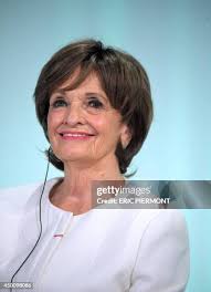 122 Marilyn Carlson Photos & High Res Pictures