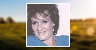 Mitzi Hooper's Instagram, Twitter & Facebook